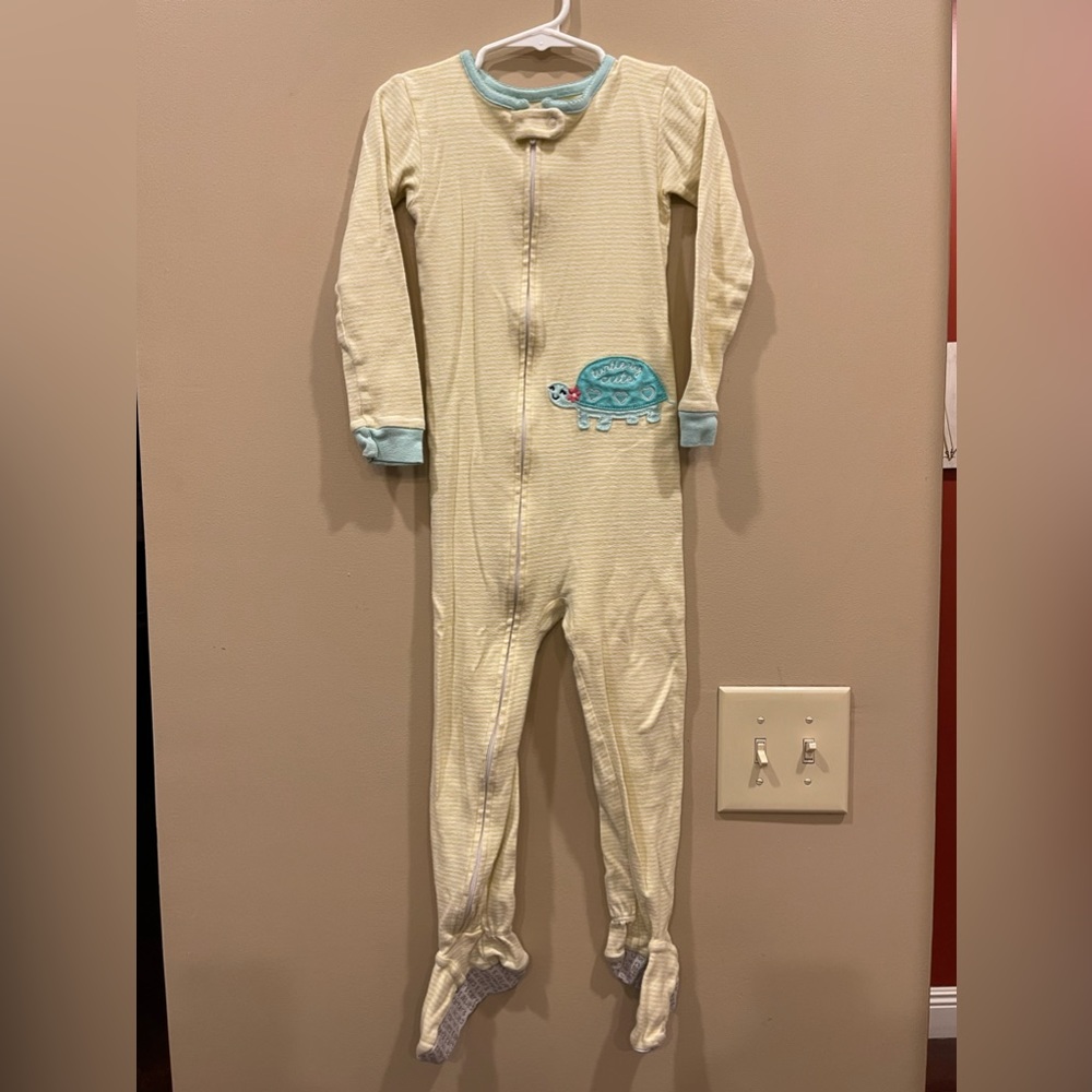 Girl pajama one piece- size 4T